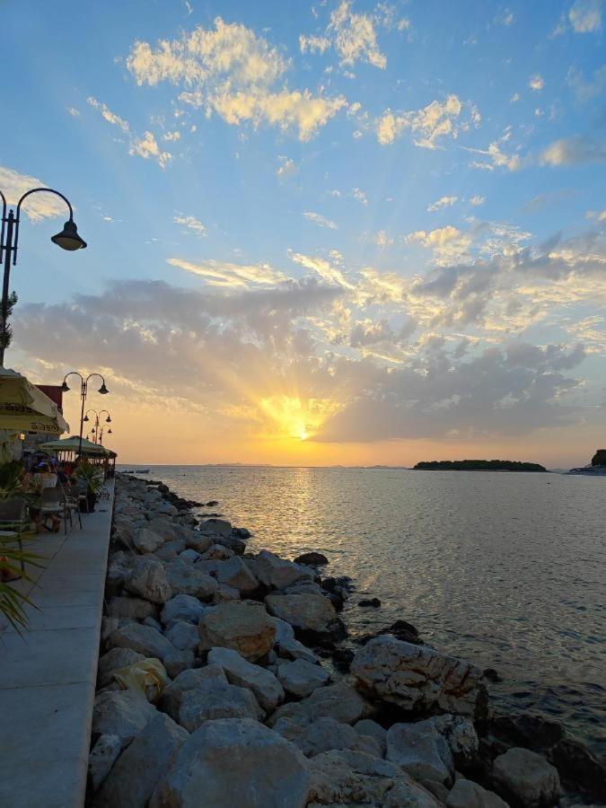 Guest House Adria 2 พรีมอชเตน ภายนอก รูปภาพ